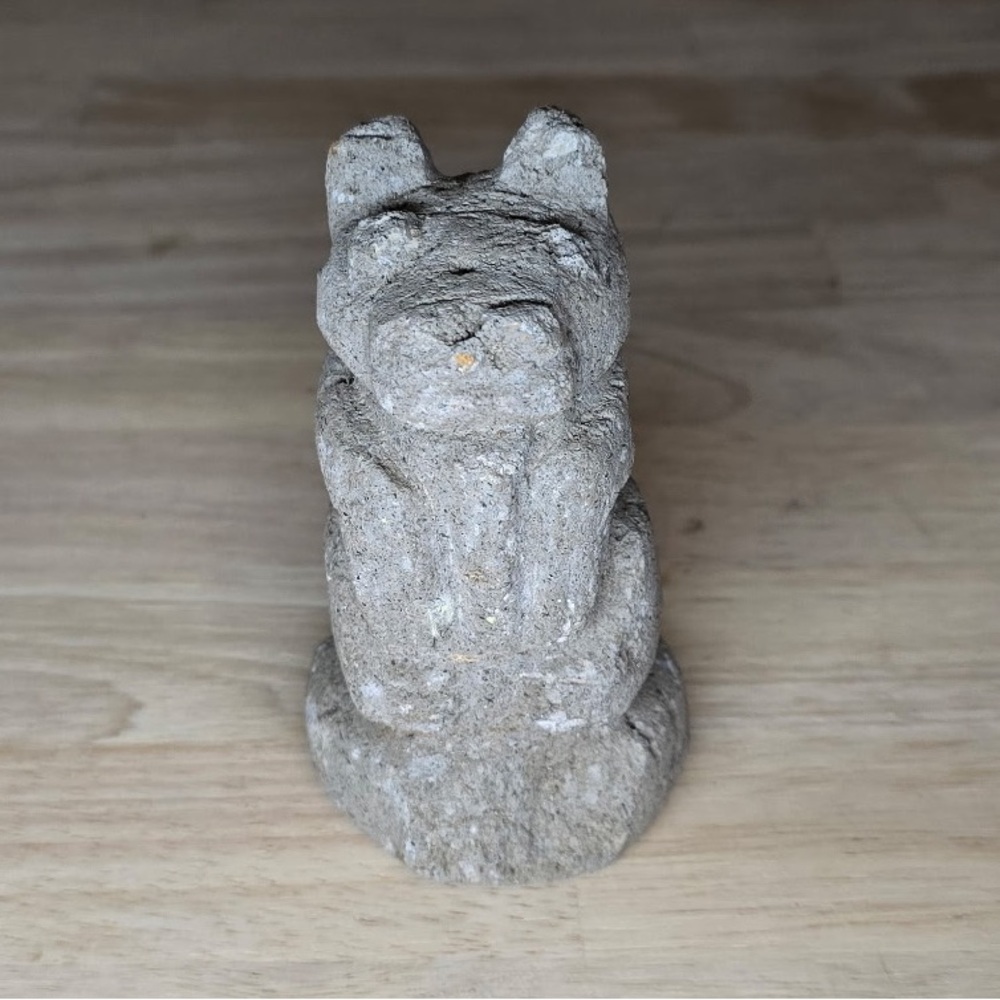 VTG Hand Carved Pumice Lava Stone Sitting Cat Figurine Sculpture 4.5" Folk Art